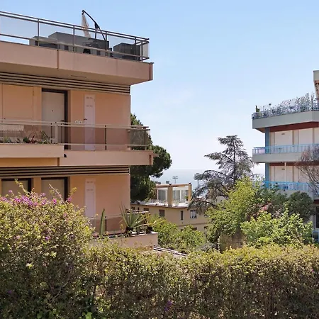 Luxury Vanecia's Place Apartment Sanremo