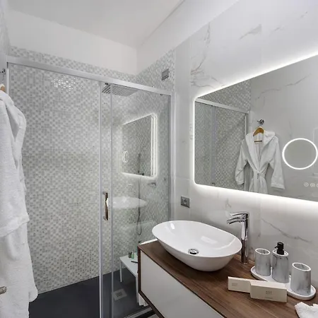 Apartment Luxury Vanecia's Place Sanremo